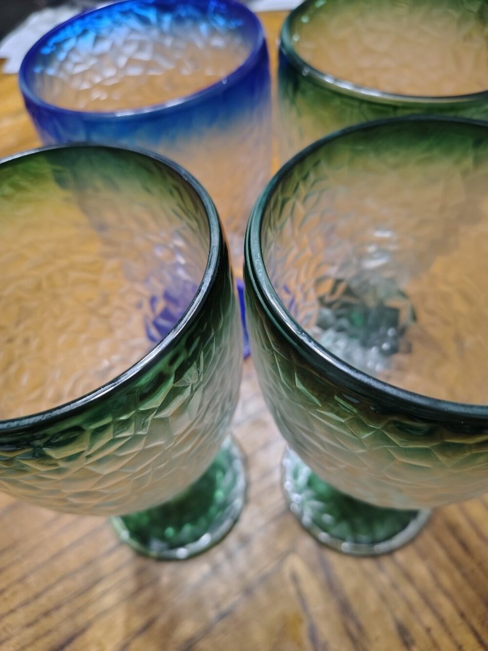 Set of 4 Crackle Pattern Goblets